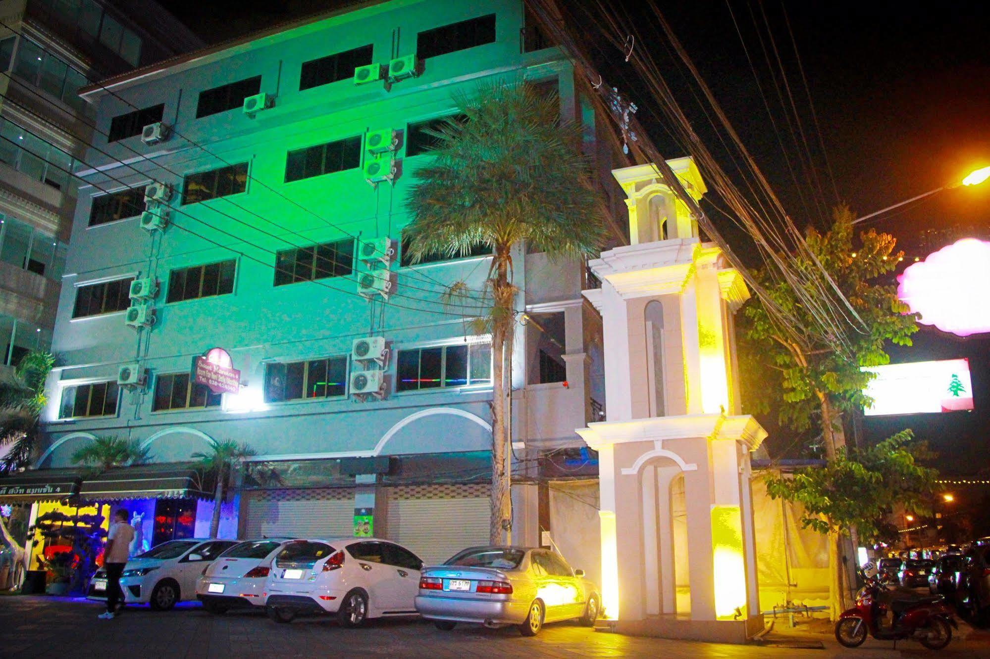Royal Q & D Suites Pattaya Exterior foto